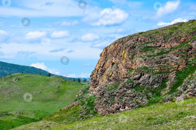 Скачать Окрестности палеовулкана фотосток Ozero