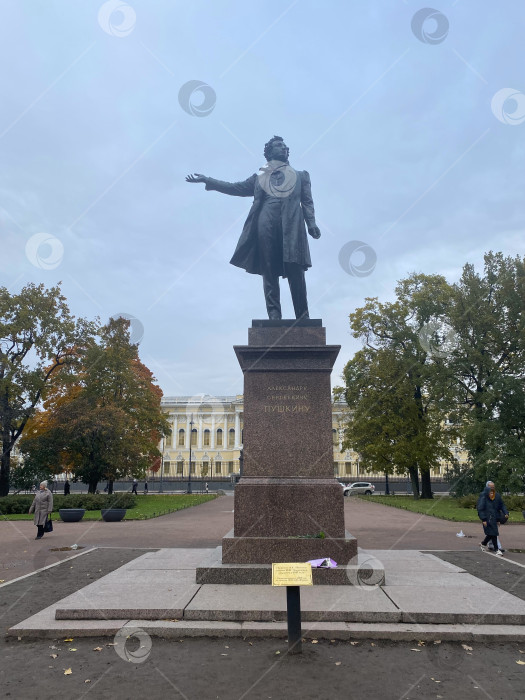 Скачать Памятник А.С. Пушкину в Санкт-Петербурге фотосток Ozero