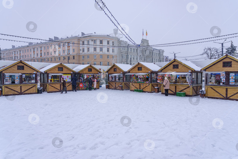 Скачать Киоски с сувенирами на площади Ленина. Новый Год. Воронеж фотосток Ozero