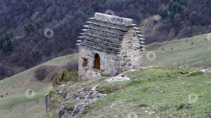 Скачать Древнее каменное сооружение фотосток Ozero