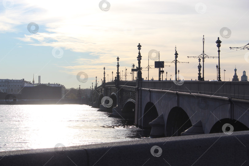 Скачать Троицкий мост фотосток Ozero