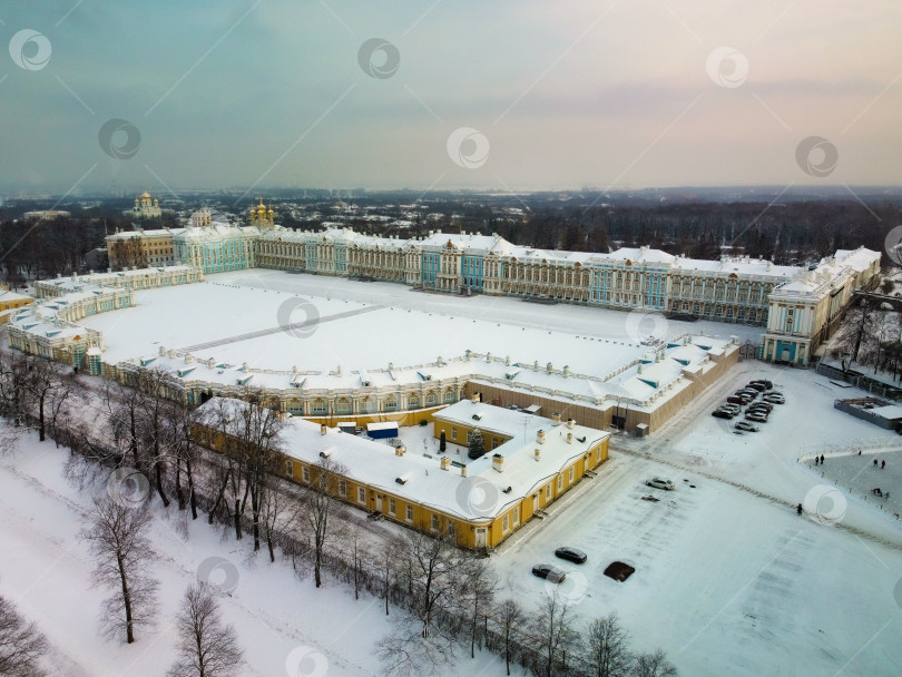 Скачать Екатерининский дворец с высоты зимой фотосток Ozero