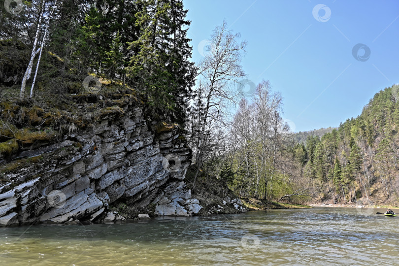 Скачать Скалы на берегах реки Зилим. фотосток Ozero