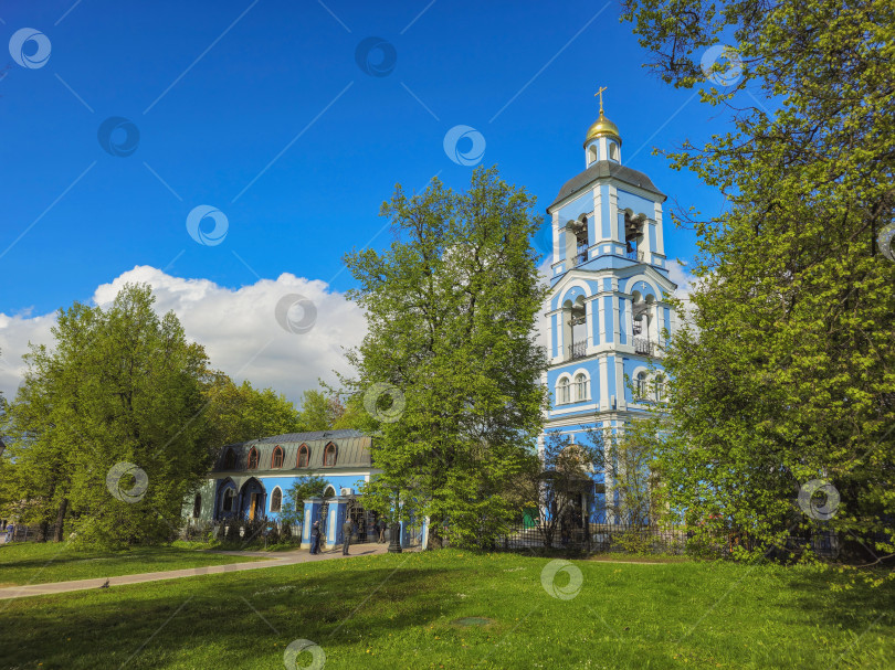 Скачать Весна в городском парке в Царицыно. Москва. фотосток Ozero