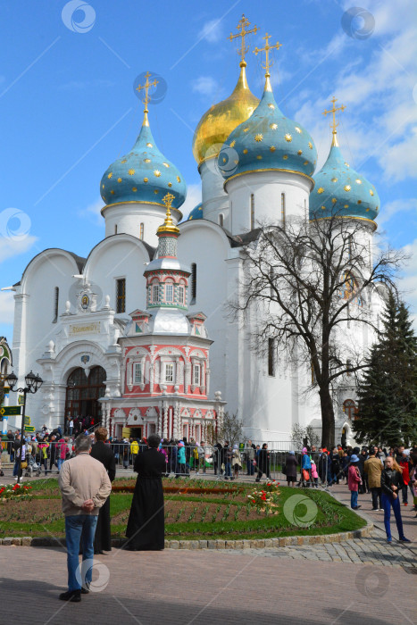 Скачать Россия, Сергиев Посад - 03.05.2019 Троице-Сергиева лавра фотосток Ozero