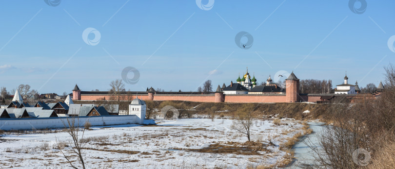 Скачать Весна в Суздале, панорама. фотосток Ozero