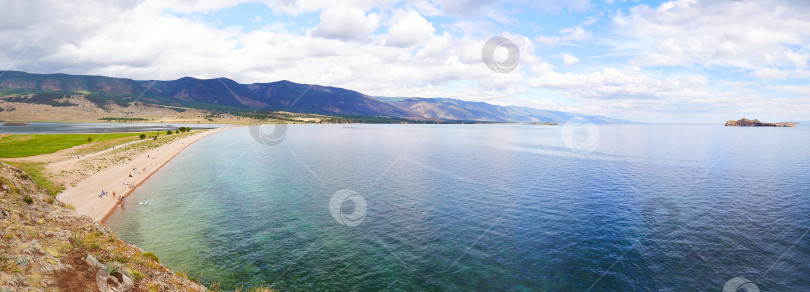 Скачать Прекрасный морской пейзаж. Озеро Байкал летом. фотосток Ozero