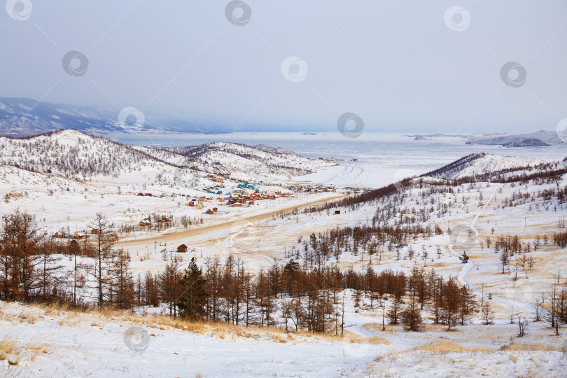 Скачать Прекрасный вид на побережье Малого моря озера Байкал фотосток Ozero