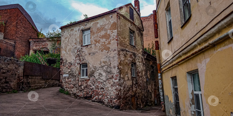 Скачать Самый старый дом в России, город Выборг. фотосток Ozero