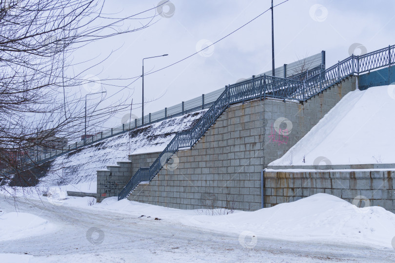 Скачать Лестница на виадуке. Воронеж фотосток Ozero