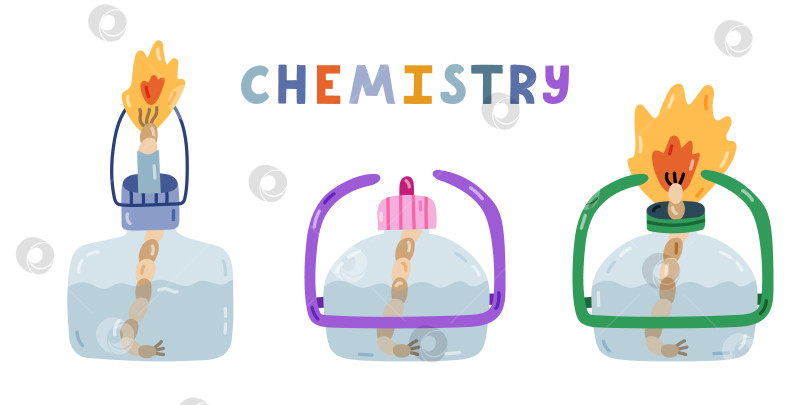 Скачать Милый мультяшный набор с лабораторной горелкой со спиртовой жидкостью, веревкой, огнем для подогрева колб, мензуркой. Горелка Бунзена для научного эксперимента, теста по химии. Лабораторное оборудование, нарисованное от руки, выделено на белом фоне. фотосток Ozero