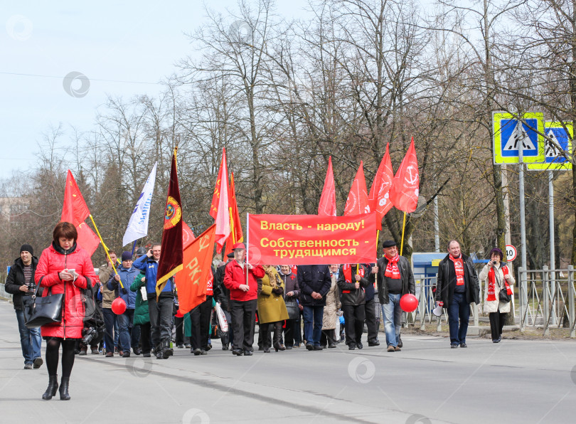 Скачать Праздничная первомайская демонстрация. фотосток Ozero