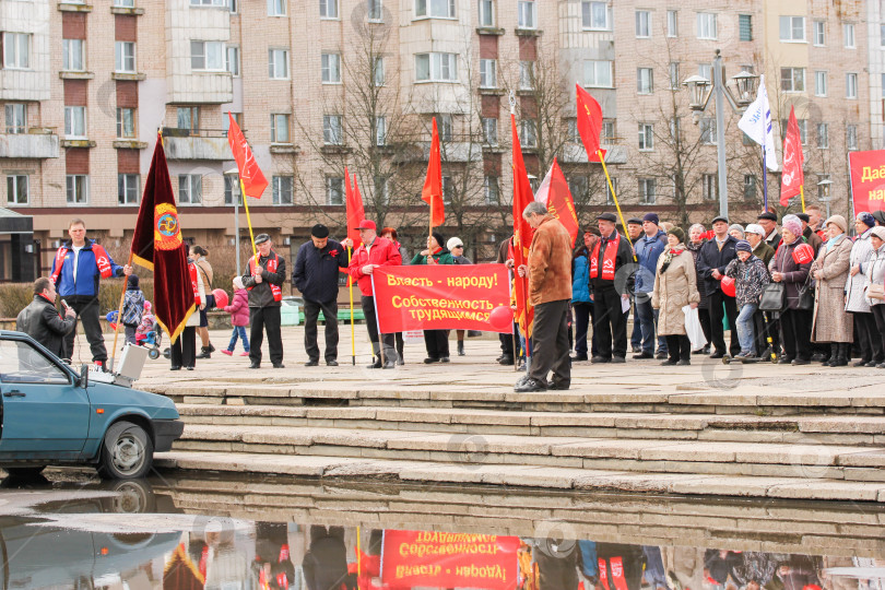 Скачать Проводит коммунистический митинг. фотосток Ozero