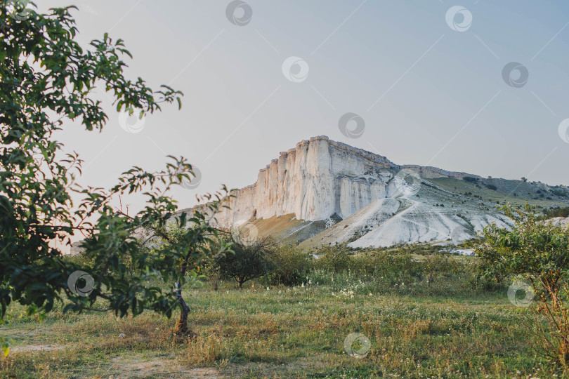 Скачать Белая Скала в Крыму фотосток Ozero