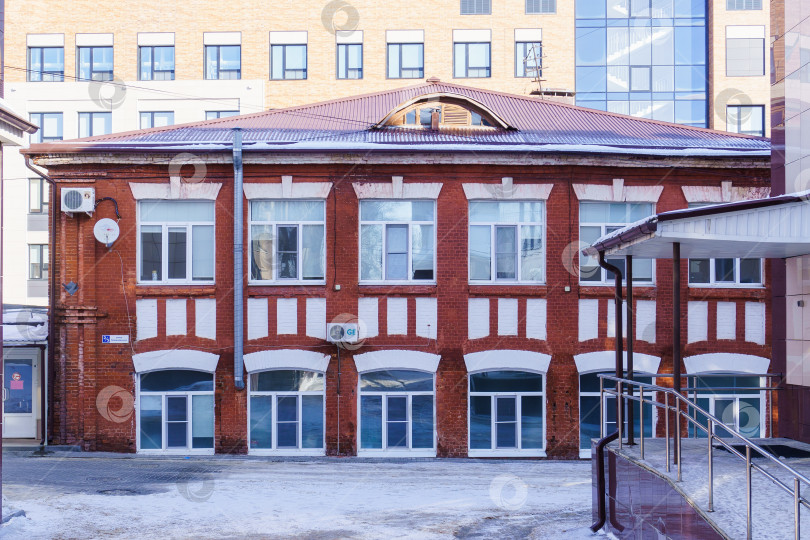 Скачать Городской пейзаж. Корпус Воронежского областного клинического онкологического диспансера. Воронеж фотосток Ozero