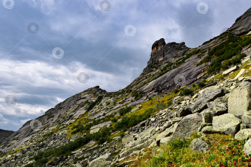 Скачать Горный пейзаж фотосток Ozero