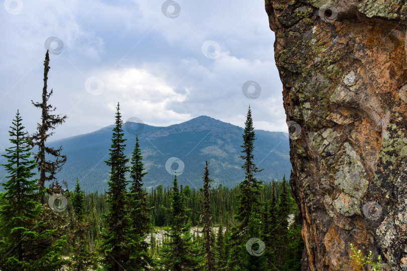 Скачать Горный пейзаж фотосток Ozero