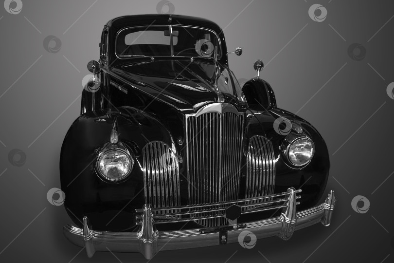 Скачать древний черный автомобиль фотосток Ozero