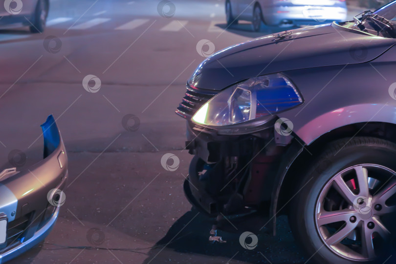 Скачать автомобильная авария на перекрестке фотосток Ozero