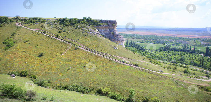 Скачать Панорама. Крым, Белая скала в яркий солнечный день. фотосток Ozero