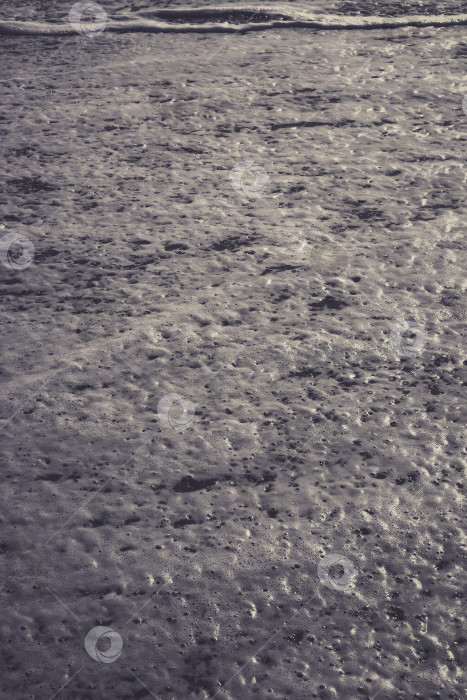 Скачать Пена морской воды на фоне солнечного света фотосток Ozero
