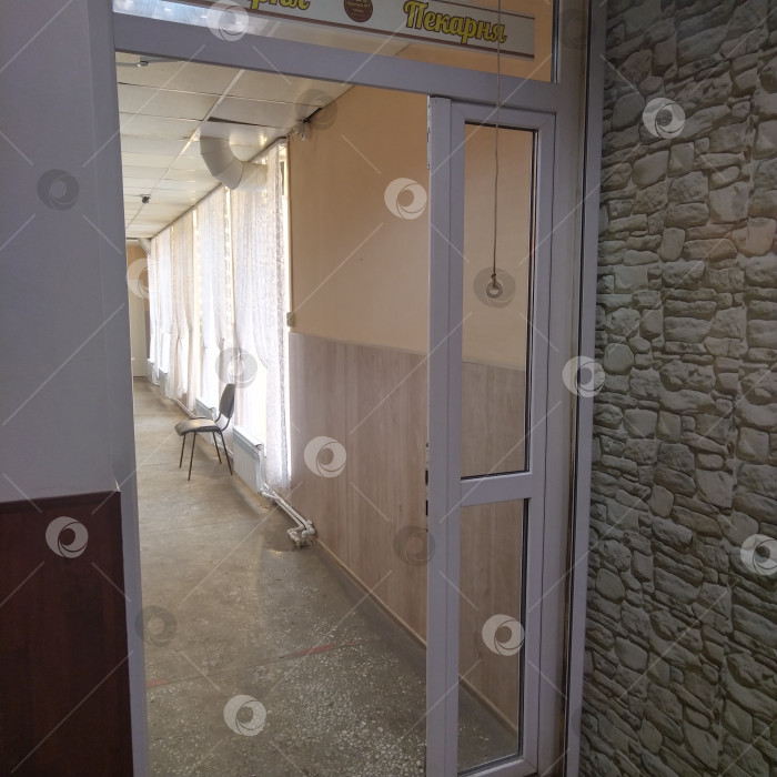 Скачать Вход в пекарню. фотосток Ozero