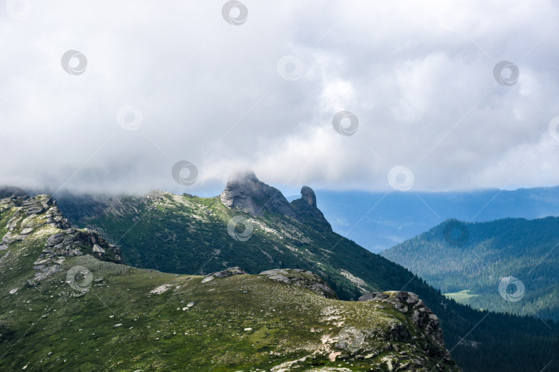 Скачать Горный пейзаж фотосток Ozero