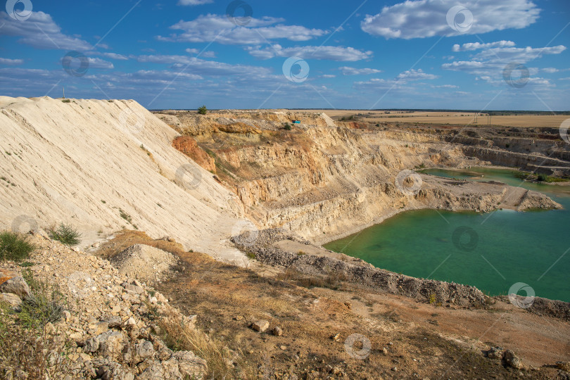 Скачать Падовский карьер в Самарской области, Россия фотосток Ozero