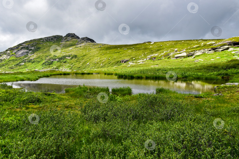 Скачать Горный пейзаж фотосток Ozero