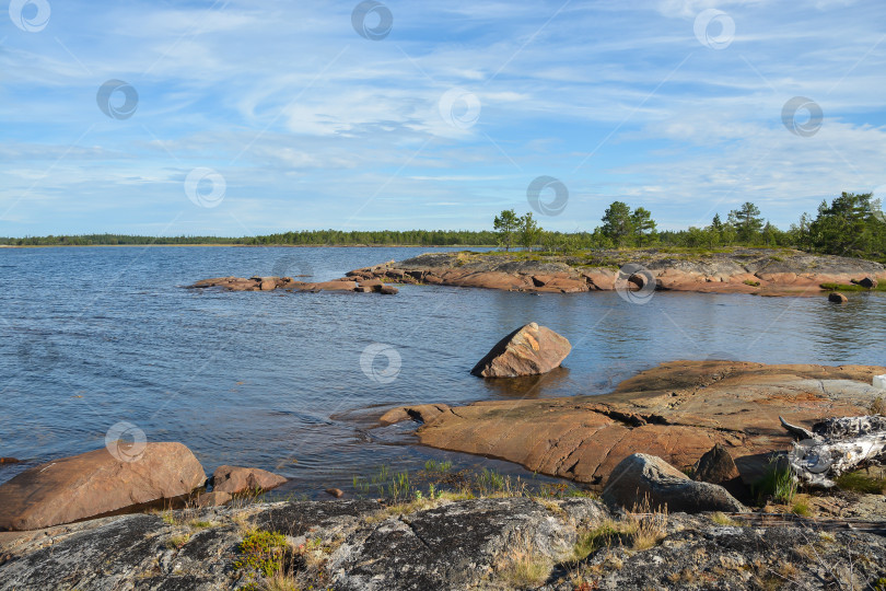 Скачать Скалистый берег Белого моря. фотосток Ozero