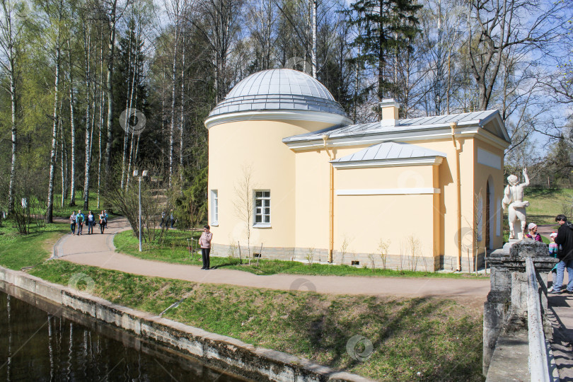 Скачать Холодная ванна Павловского парка. фотосток Ozero