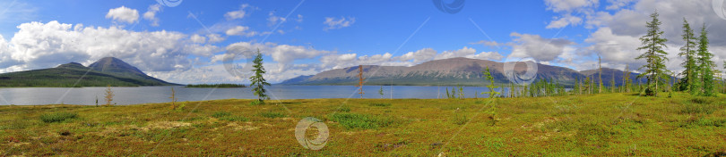 Скачать Панорама горных озер на плато Путорана. фотосток Ozero