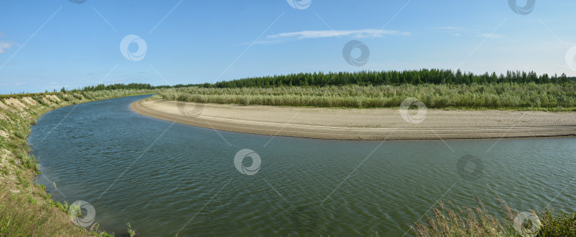 Скачать Летняя панорама реки на Ямале. фотосток Ozero