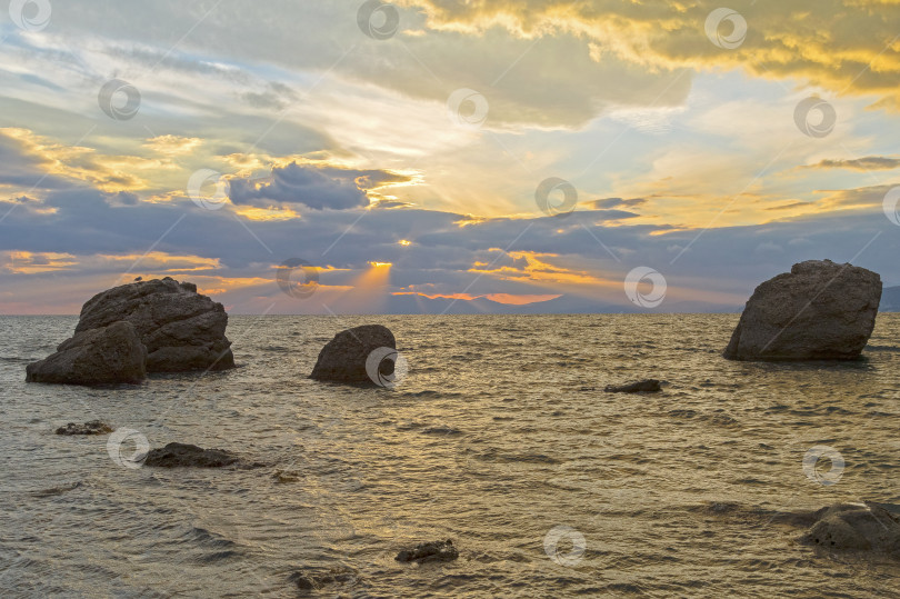 Скачать Закат над морем.  Крым. фотосток Ozero