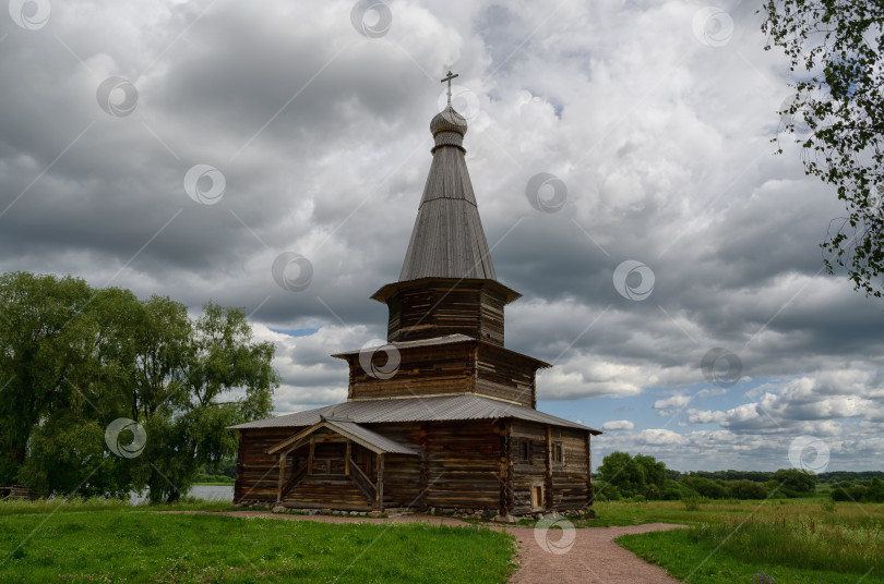 Скачать  Церковь Успения Пресвятой Богородицы  фотосток Ozero