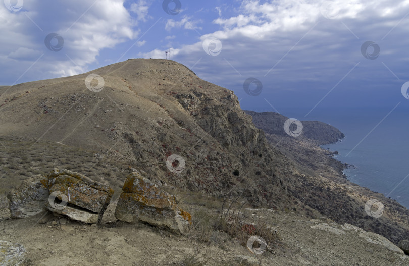 Скачать Одна из вершин мыса Меганом. Крым. фотосток Ozero