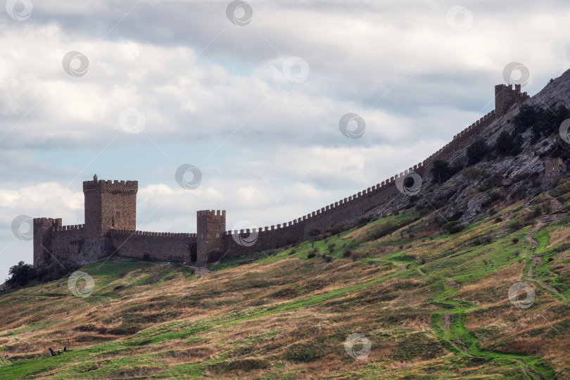 Скачать Генуэзская крепость в курортном городе Судак в Крыму фотосток Ozero