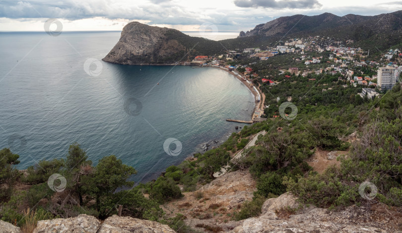 Скачать Панорамный вид на курорт Новый Свет в Крыму. фотосток Ozero