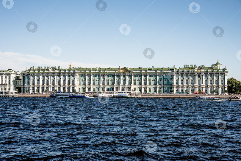 Скачать Санкт-Петербург, Россия, июль 2017 года, городской пейзаж с жилыми домами, панорама фотосток Ozero