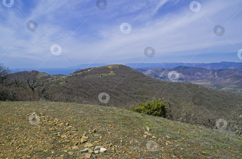 Скачать Панорама Крымских гор. фотосток Ozero