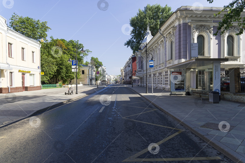 Скачать Улица в центре Москвы. фотосток Ozero