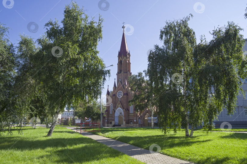 Скачать Католическая церковь в центре Иркутска, Россия. фотосток Ozero