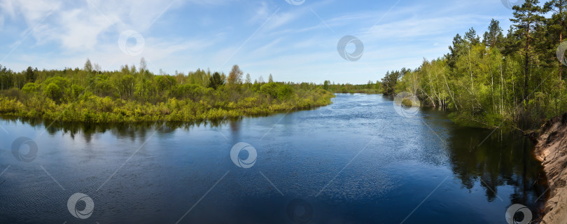 Скачать Весенний панорамный водный пейзаж Центральной России. фотосток Ozero