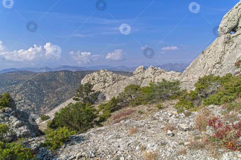 Скачать Крымские горы. фотосток Ozero