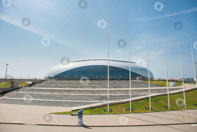 Скачать Большой ледяной купол в Олимпийском парке Сочи. фотосток Ozero