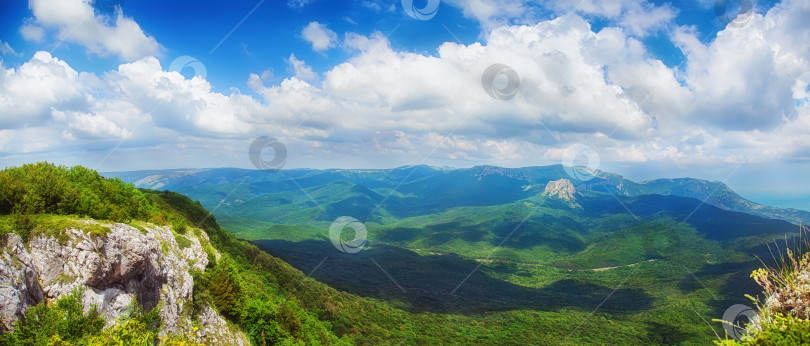 Скачать красивый вид горного плато Чатыр-Даг ,Крым фотосток Ozero