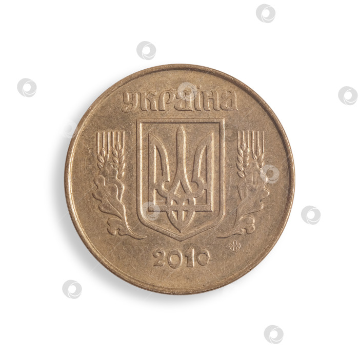 Скачать Украинская монета номиналом 25 копеек на белом фоне. Надпись означает "Украина". Элемент дизайна с контуром вырезки фотосток Ozero