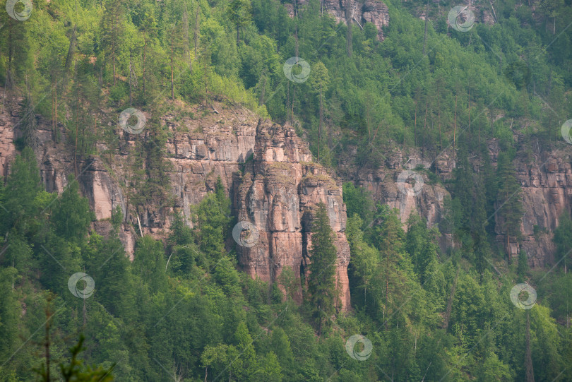 Скачать Розовые скалы. Южный Урал фотосток Ozero