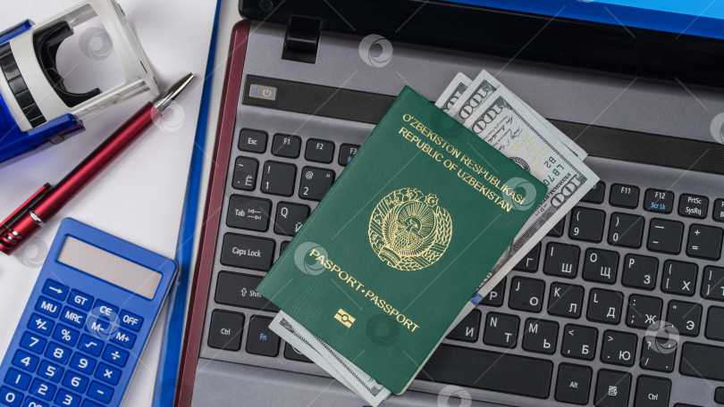 Скачать Паспорт Узбекистана на клавиатуре фотосток Ozero
