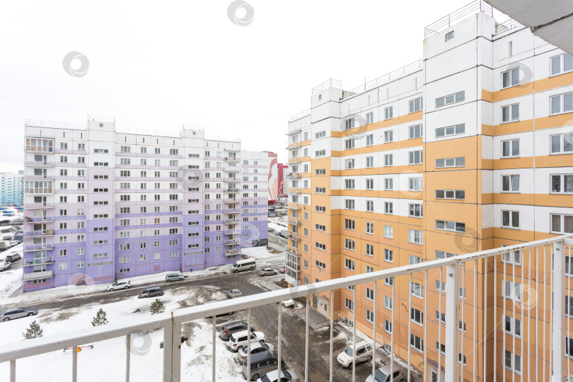 Скачать балкон квартиры на верхних этажах многоквартирного дома фотосток Ozero